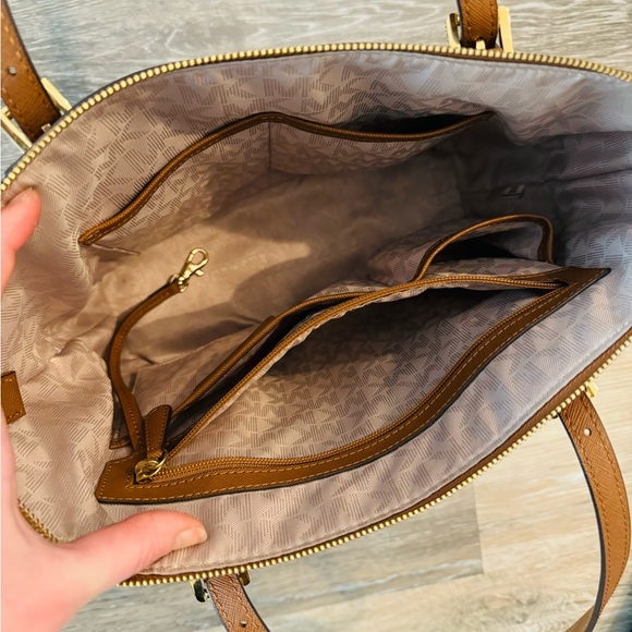 Michael Kors Brown tote bag LIKE NEW - Picture 5 of 6